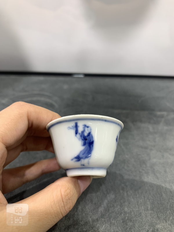 清康熙青花神仙人物故事纹小杯 - 图4